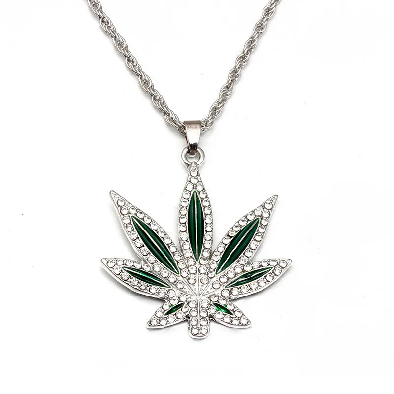 Collar de Hoja de Cannabis con Diamantes de Imitación – Joyería Steampunk Inspirada en el Cannabis 🌿✨
Descubre este collar premium inspirado en la hoja de cannabis , perfecto para hombres y mujeres que buscan un est
